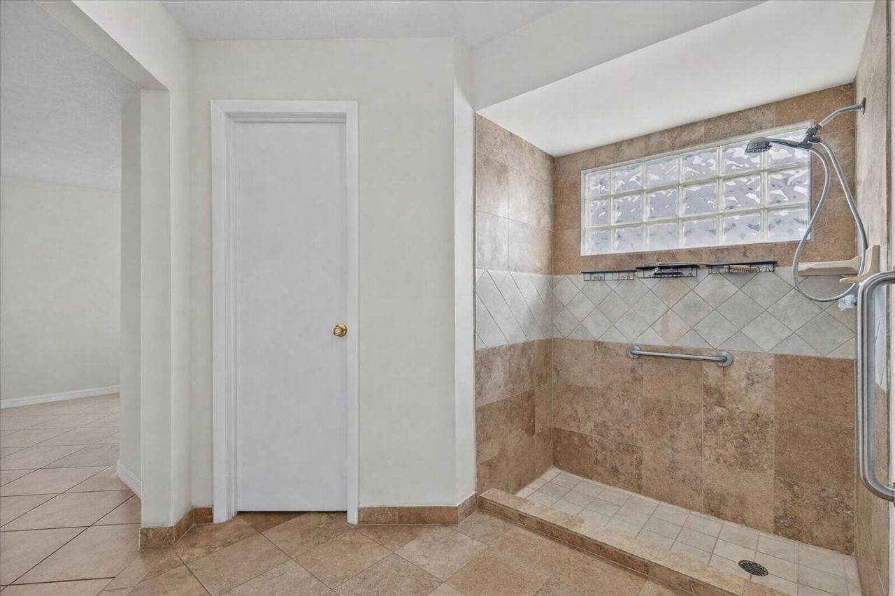 2561 SE Jason Avenue, Port Saint Lucie, FL 34952 Photo