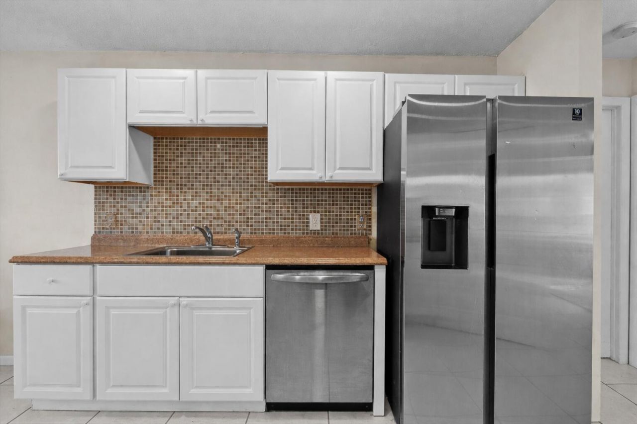 2561 SE Jason Avenue, Port Saint Lucie, FL 34952 Photo