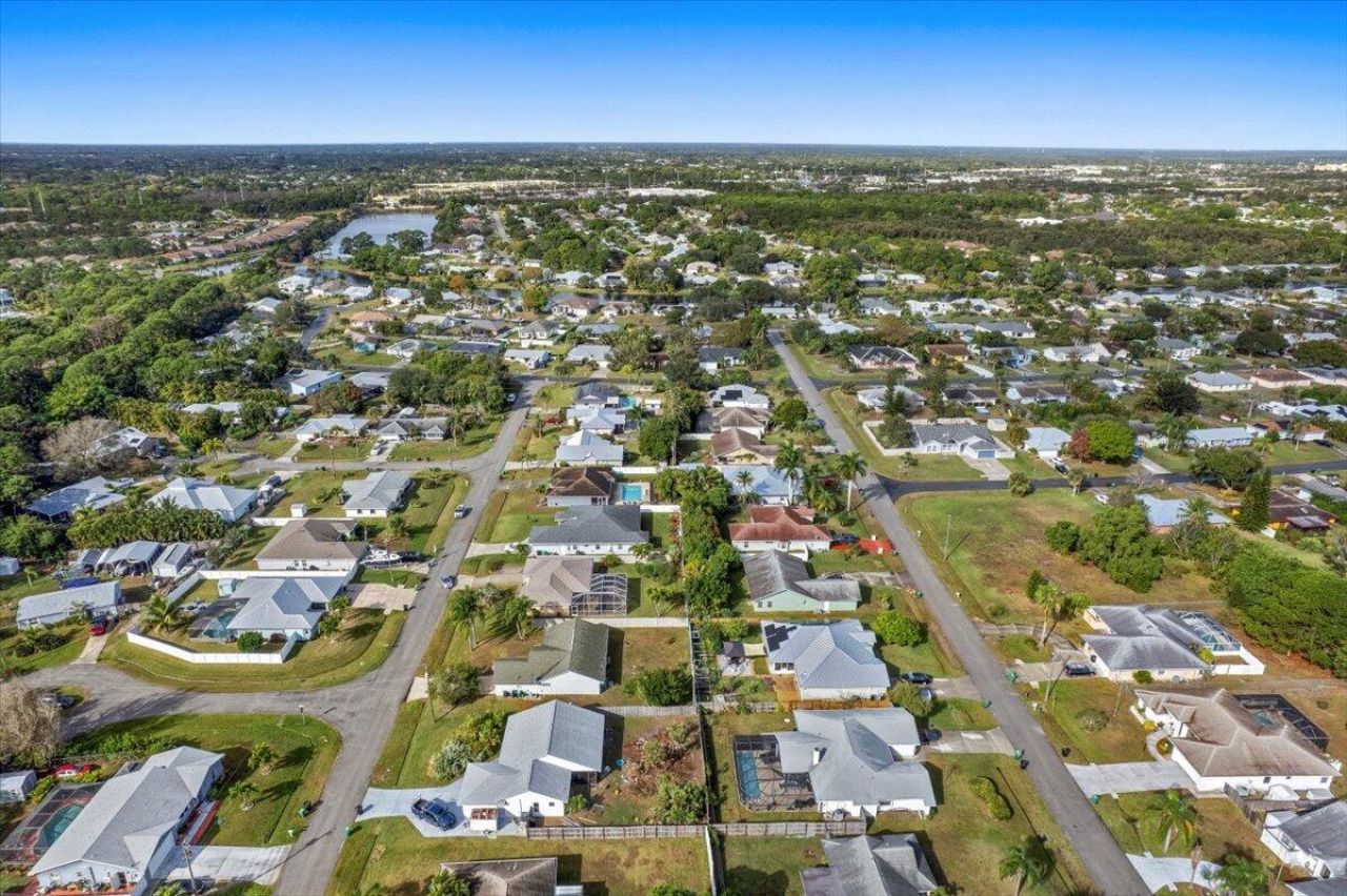 2561 SE Jason Avenue, Port Saint Lucie, FL 34952 Photo