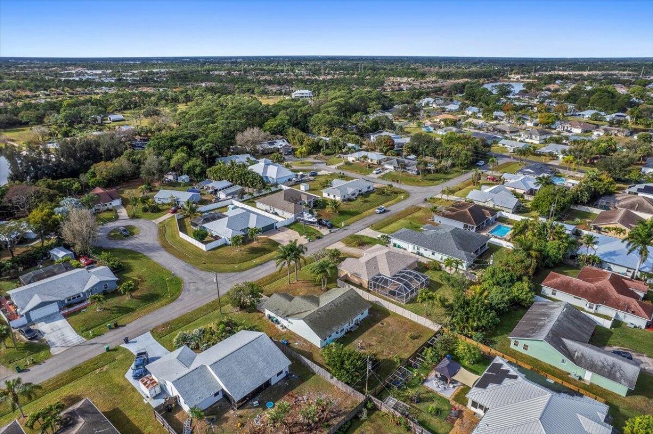 2561 SE Jason Avenue, Port Saint Lucie, FL 34952 Photo