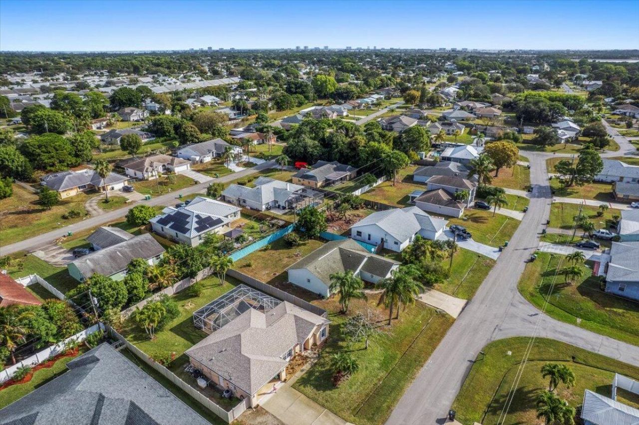 2561 SE Jason Avenue, Port Saint Lucie, FL 34952 Photo