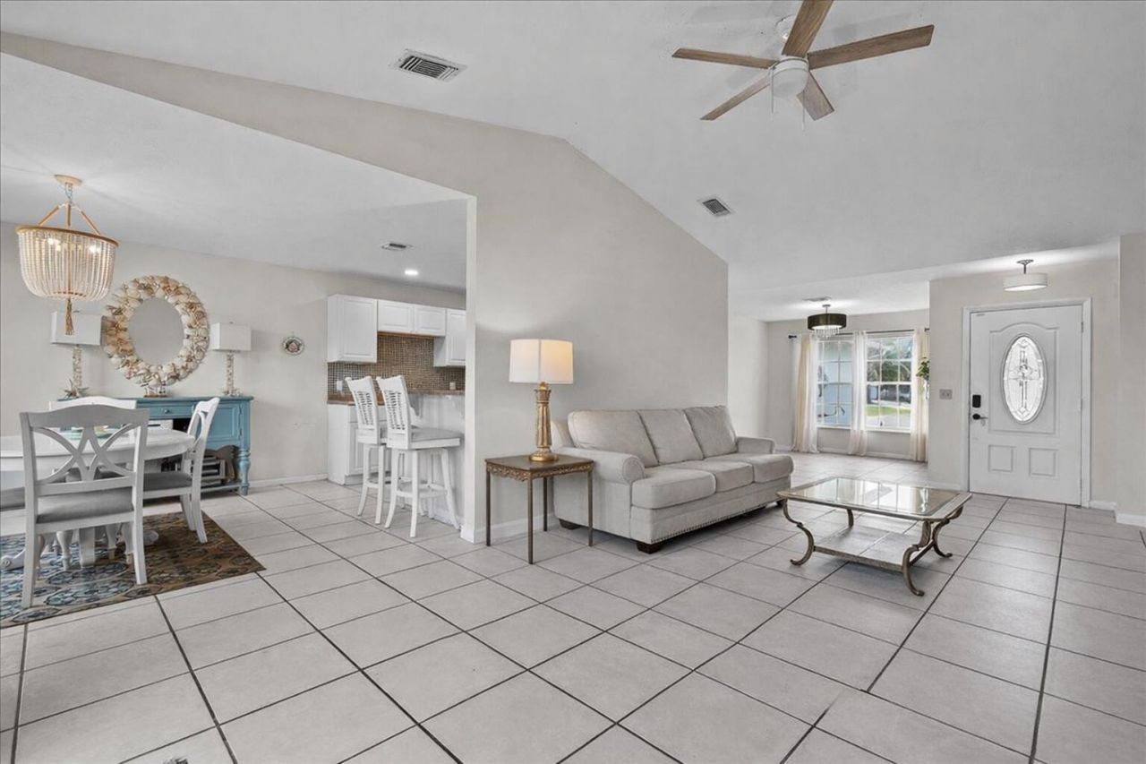 2561 SE Jason Avenue, Port Saint Lucie, FL 34952 Photo