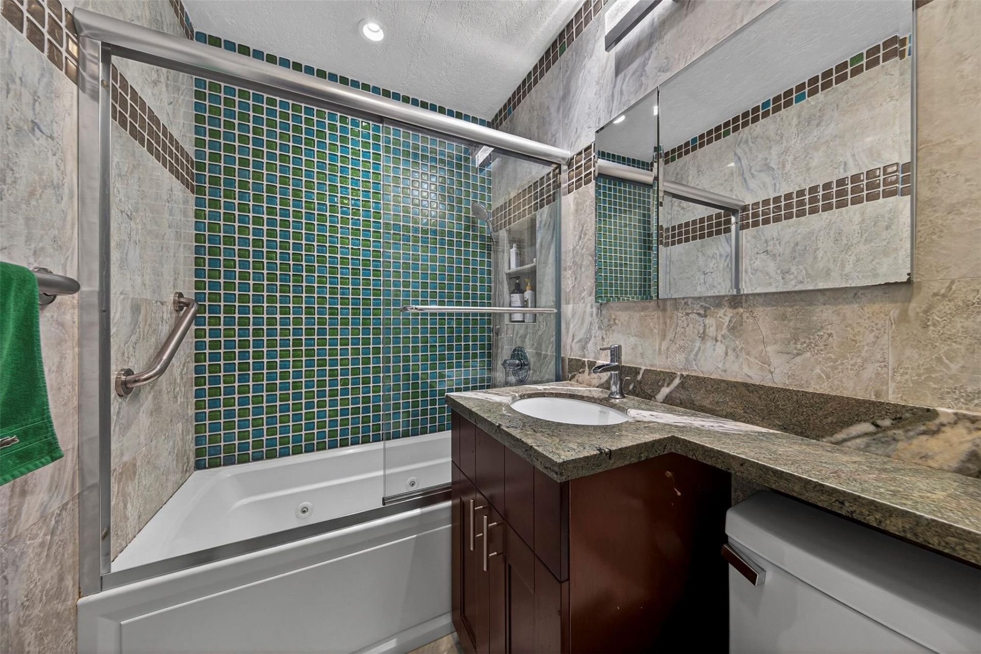 918 NE 4th Street, Hallandale Beach, FL 33009 Photo