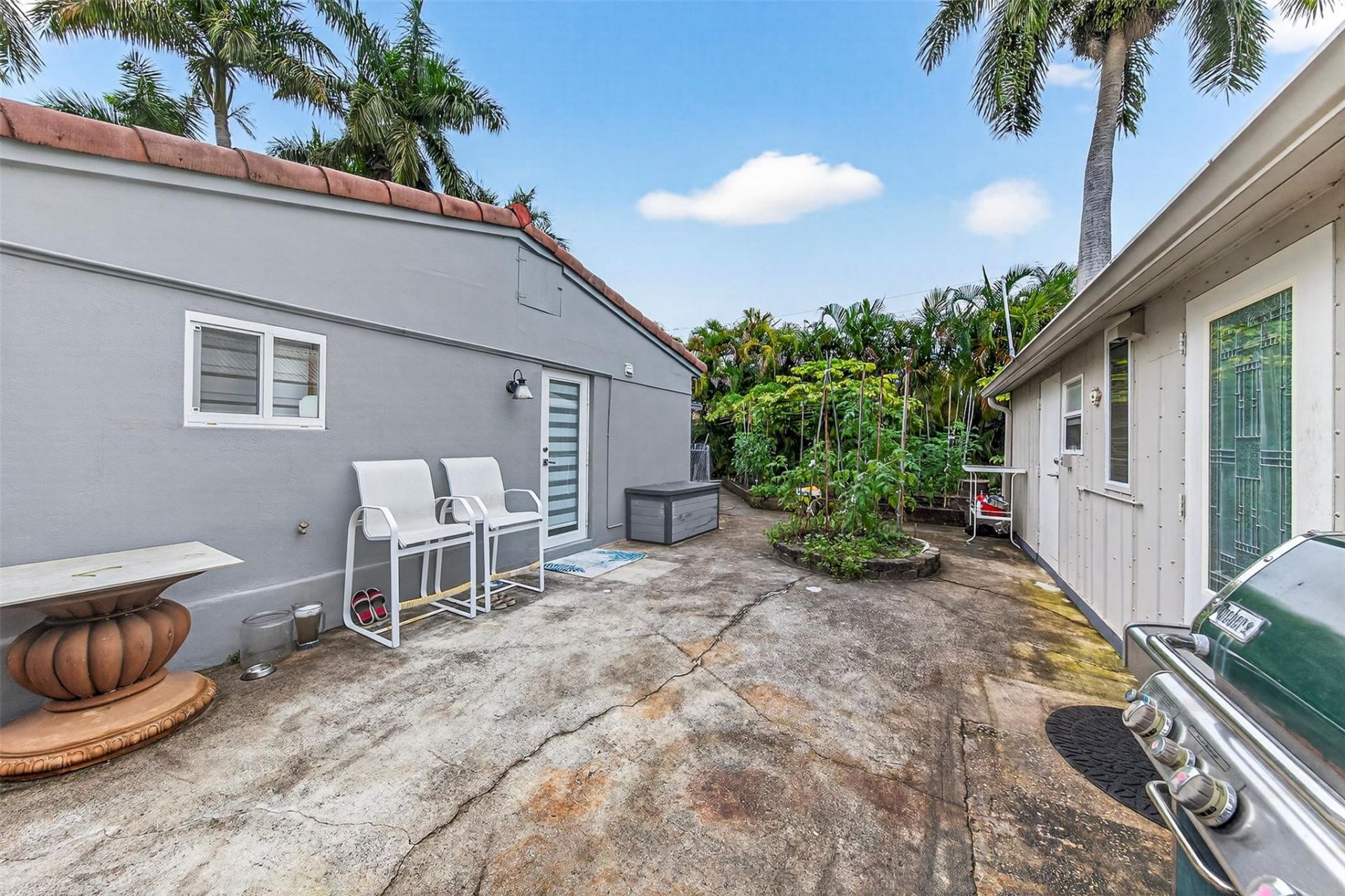 918 NE 4th Street, Hallandale Beach, FL 33009 Photo