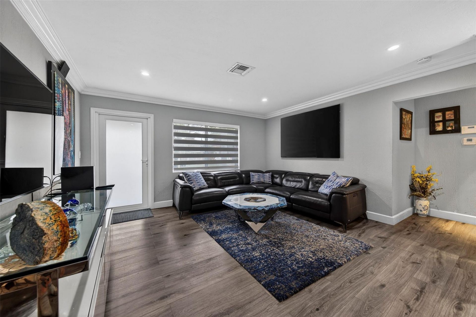 918 NE 4th Street, Hallandale Beach, FL 33009 Photo