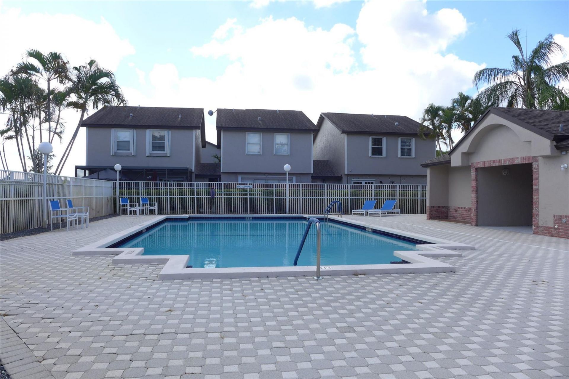 3850 NW 122nd Terrace, Unit 3850, Sunrise, FL 33323 Photo