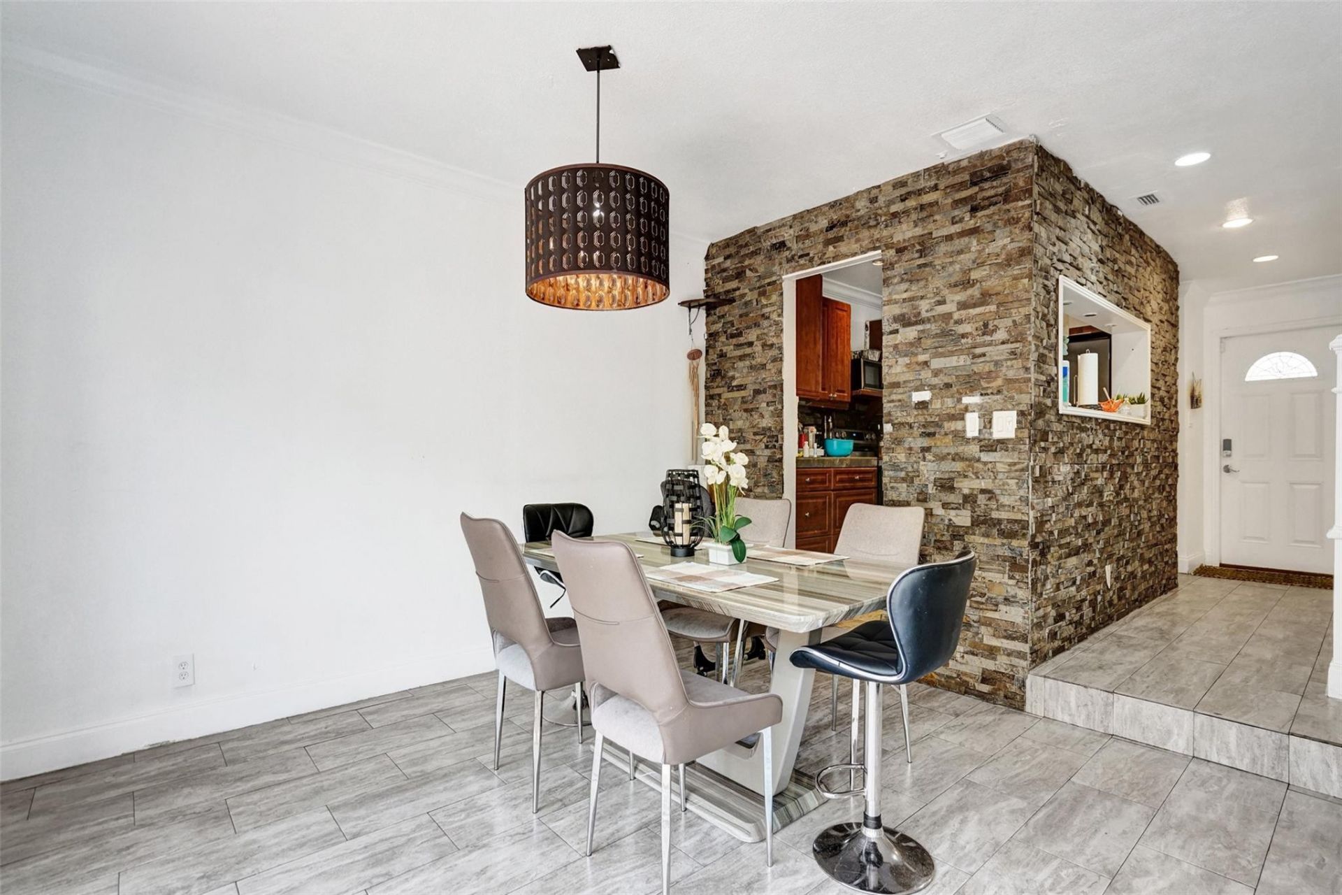 8226 NW 8th Place, Unit 6, Fort Lauderdale, FL 33324 Photo