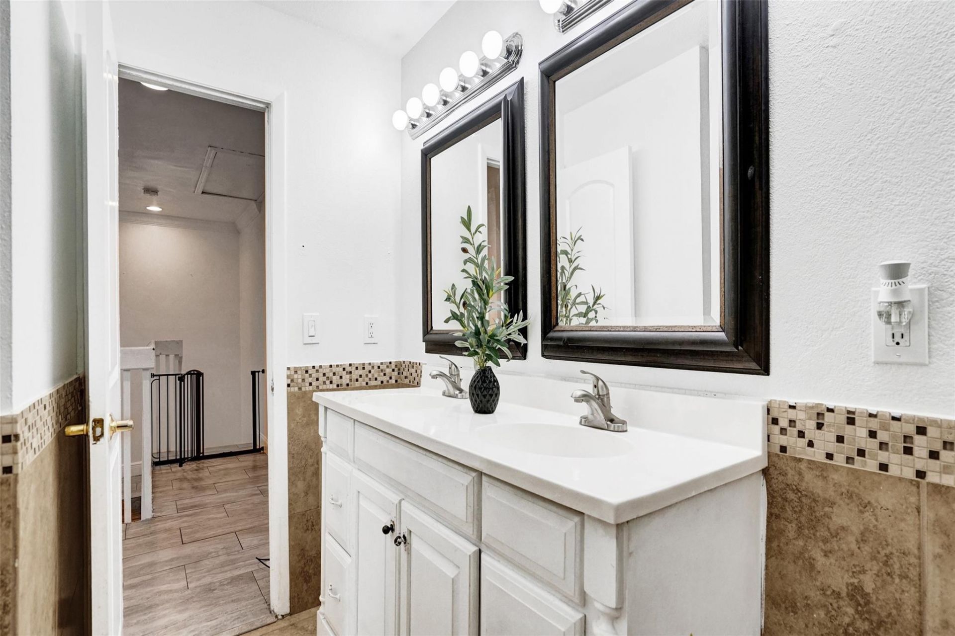 8226 NW 8th Place, Unit 6, Fort Lauderdale, FL 33324 Photo