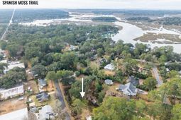 103 Whitfield Street photo 4