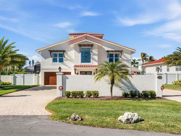 1725 BAYWOOD DRIVE, SARASOTA, FL 34231