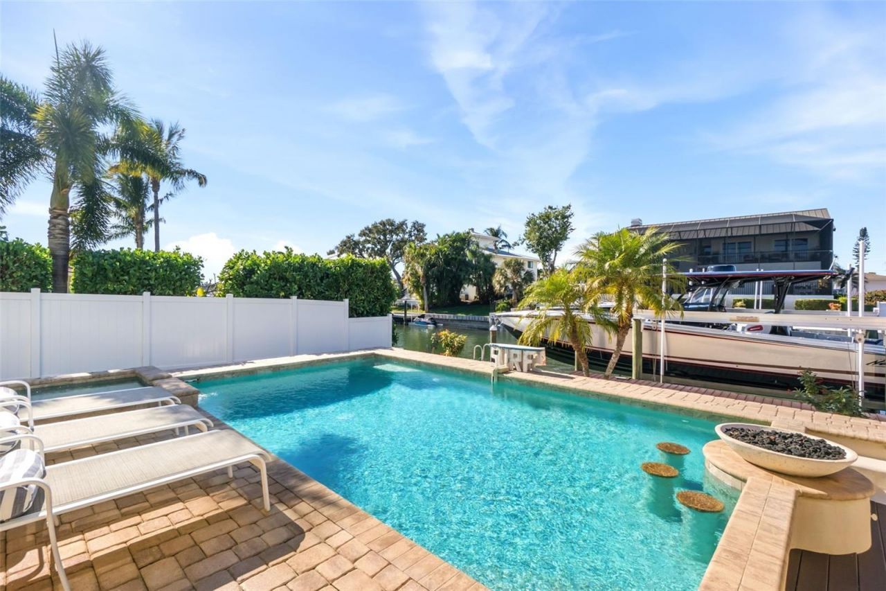 1725 Baywood Drive, Sarasota, FL 34231 Photo