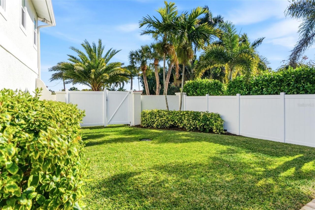 1725 Baywood Drive, Sarasota, FL 34231 Photo