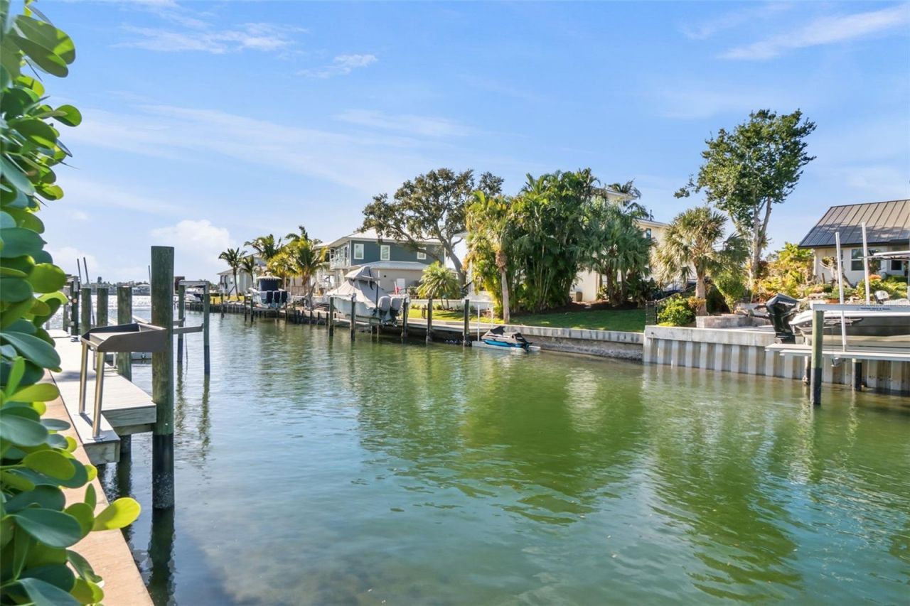 1725 Baywood Drive, Sarasota, FL 34231 Photo