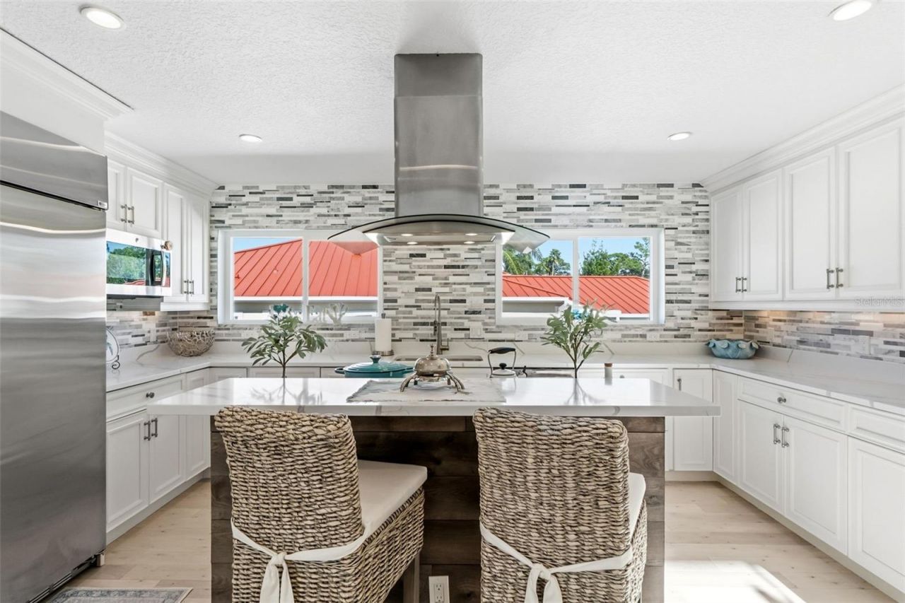 1725 Baywood Drive, Sarasota, FL 34231 Photo