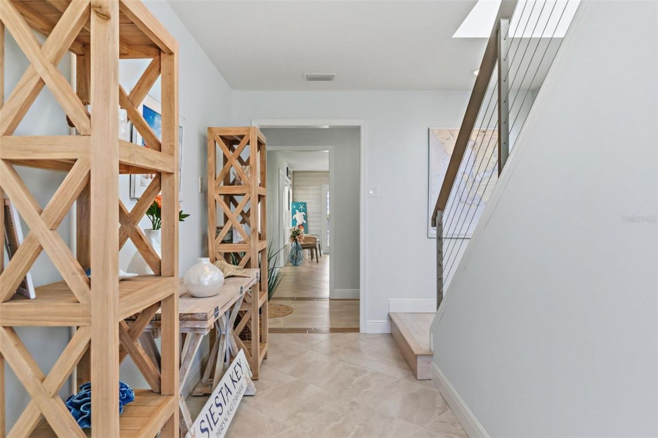 1725 Baywood Drive, Sarasota, FL 34231 Photo