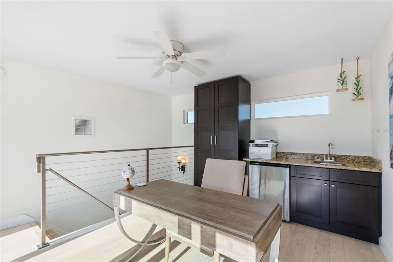 1725 Baywood Drive, Sarasota, FL 34231 Photo