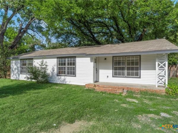 803 Golf Course Road, Gatesville, TX 76528