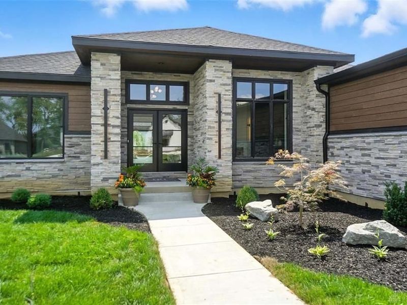 1890 Horseshoe Bend, Dayton, OH 45458 Photo 3