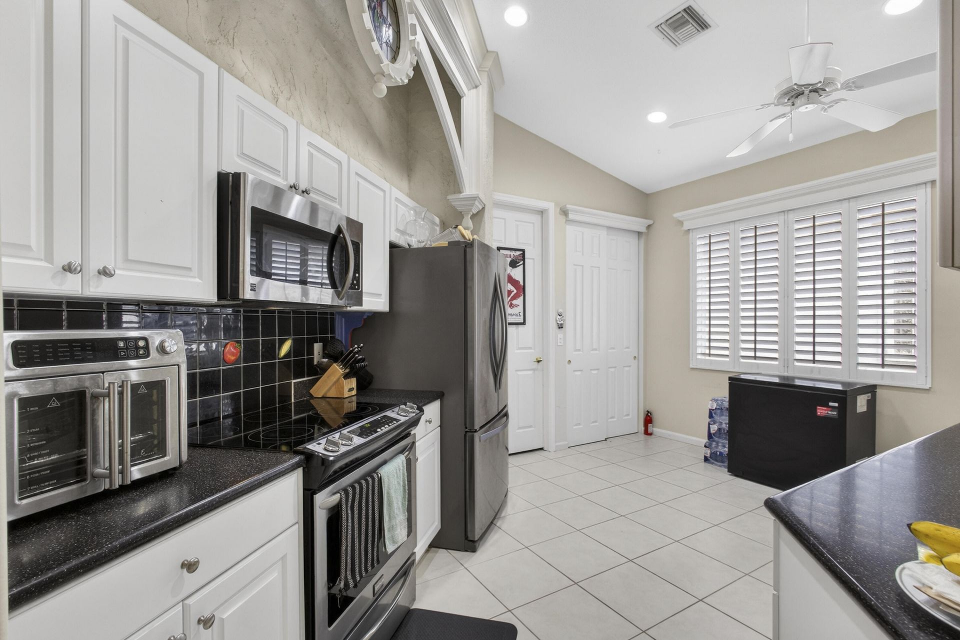 9096 Bay Point Circle, West Palm Beach, FL 33411 Photo