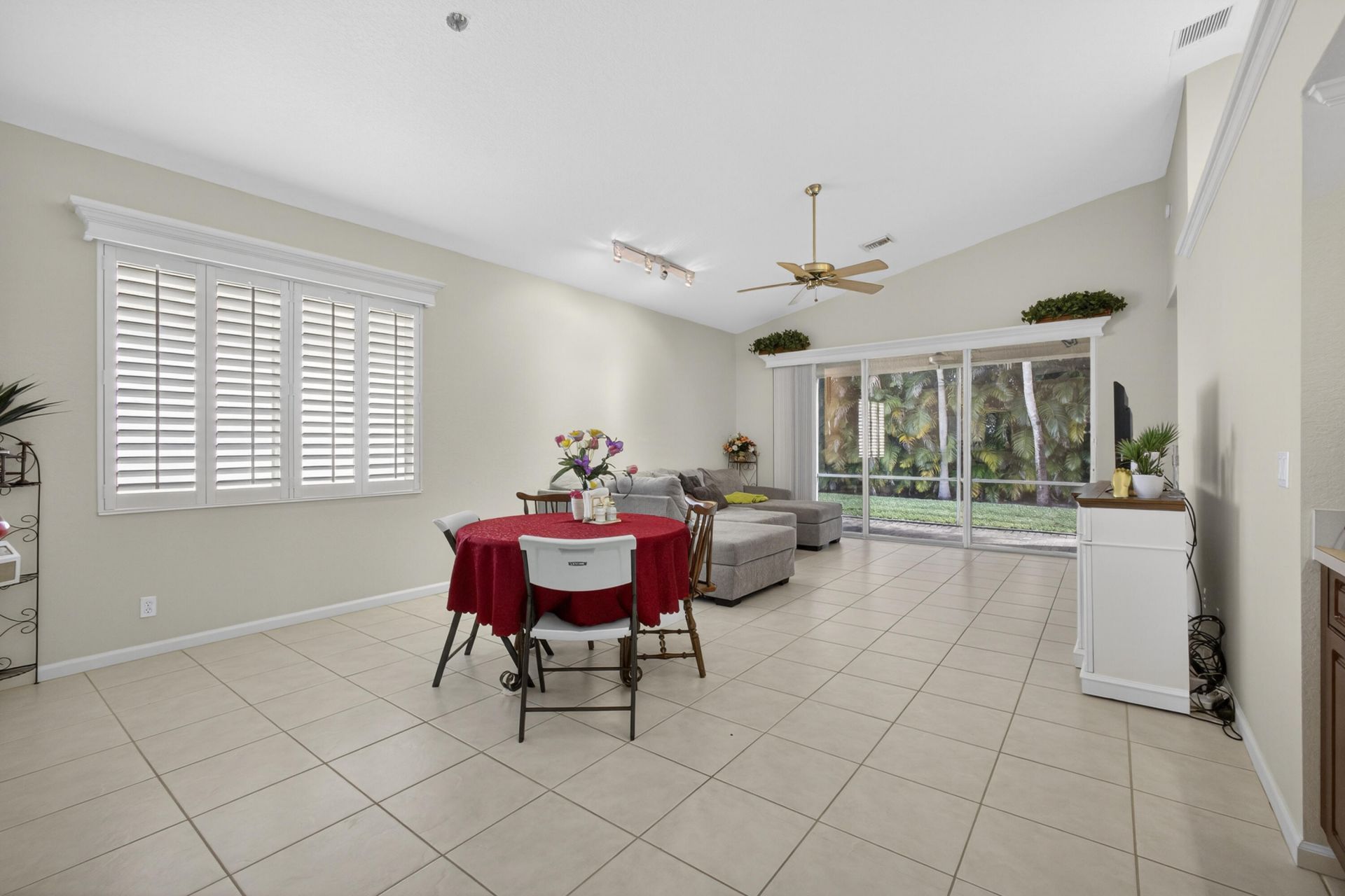 9096 Bay Point Circle, West Palm Beach, FL 33411 Photo