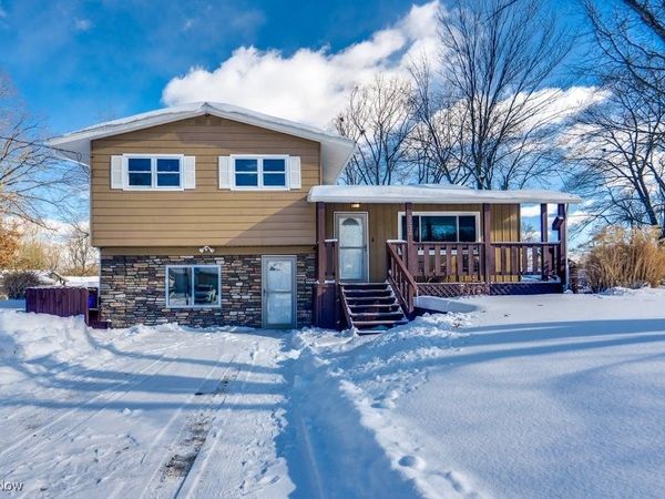 3532 Gary Drive, Mogadore, OH 44260