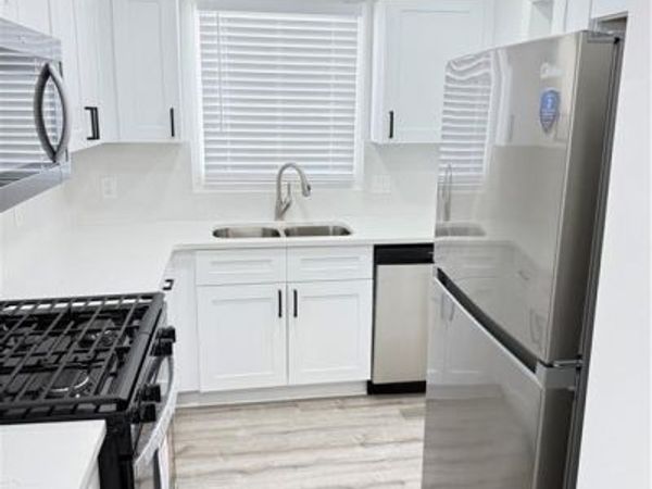 2356 Cove Road , Lithonia, GA 30058