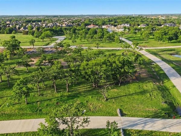 706 Sutton Lane, Copper Canyon, TX 76226