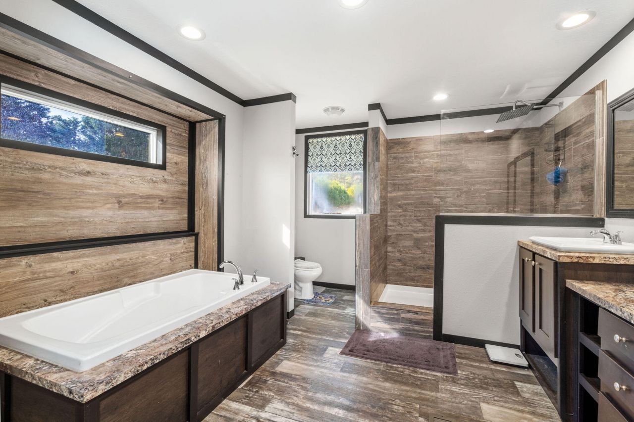 328 Rodeo Drive Photo 20