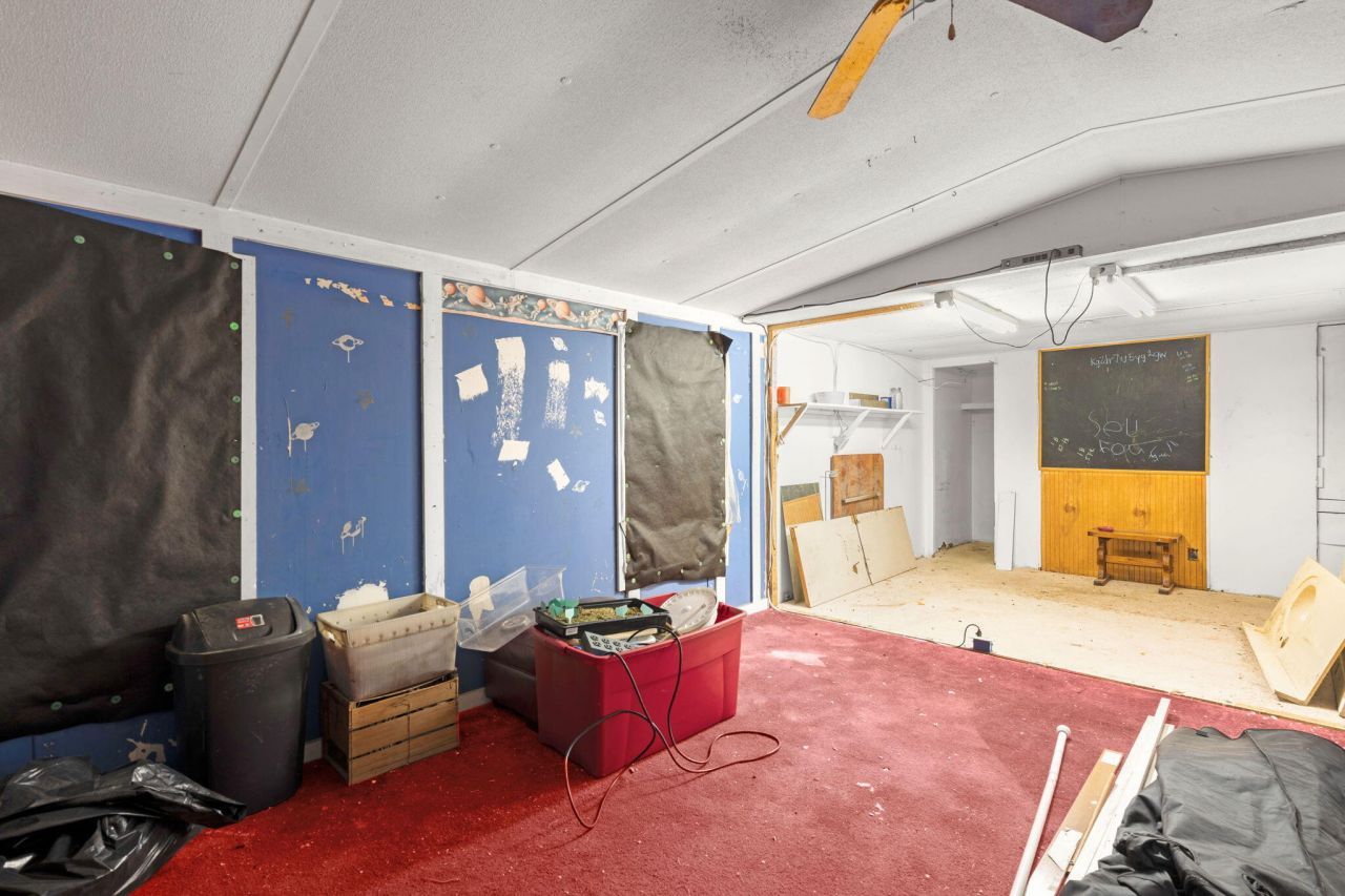 328 Rodeo Drive Photo 43