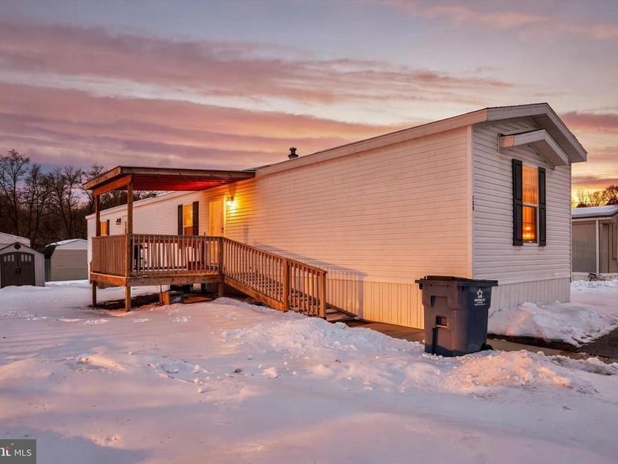 239 Chesapeake Estate, Thomasville, PA 17364 Main Photo