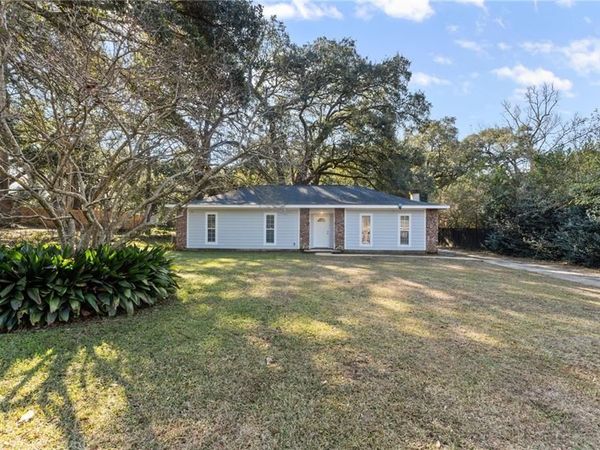 8251 Grand Oaks Drive, Theodore, AL 36582