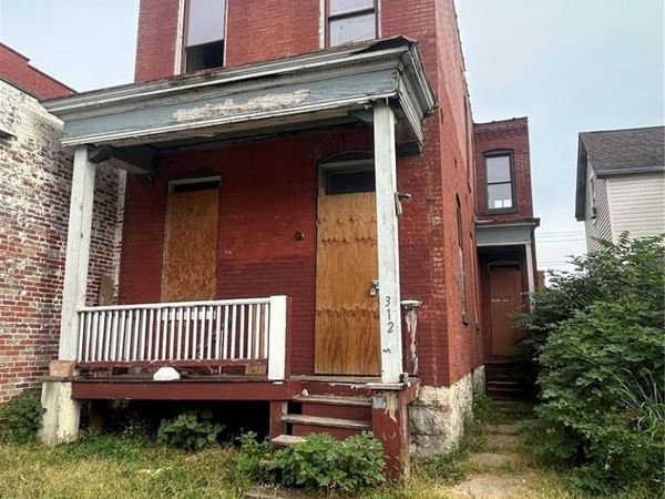 3123 Chippewa Street , St Louis, MO 63118