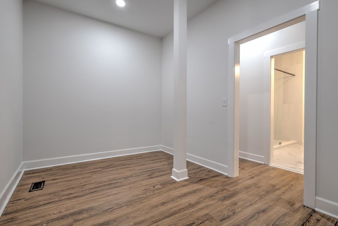 47 Japonica Pl. Photo 10