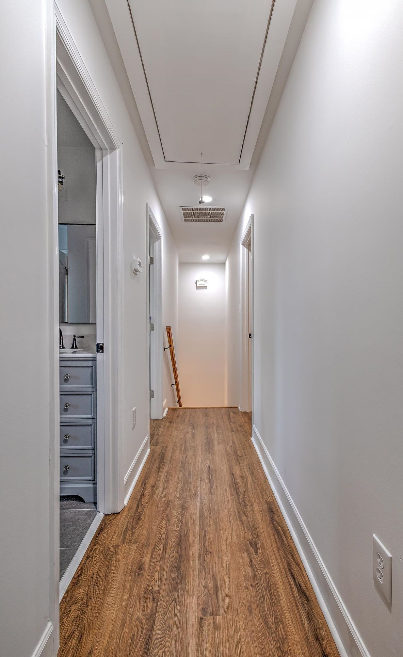 47 Japonica Pl. Photo 17