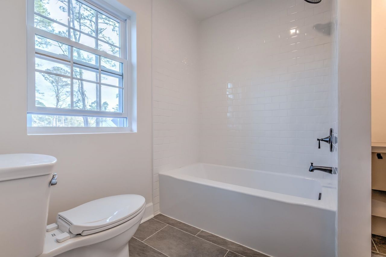 47 Japonica Pl. Photo 24