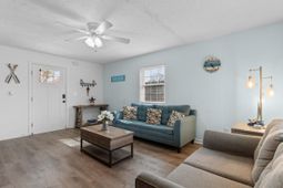 1005 28th Ave. S photo 4