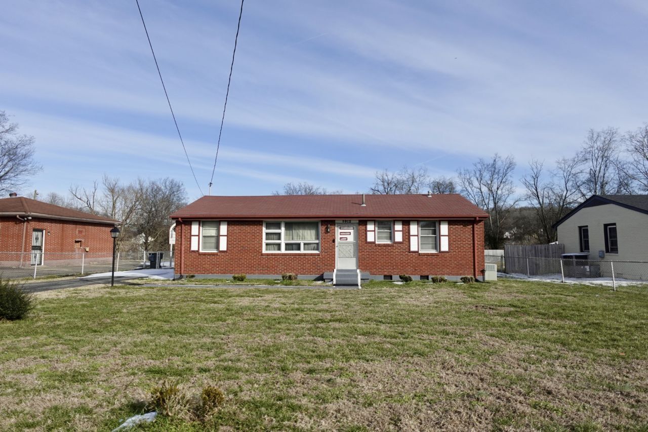 3912 Flicker Dr, Nashville, TN 37218 Main Photo