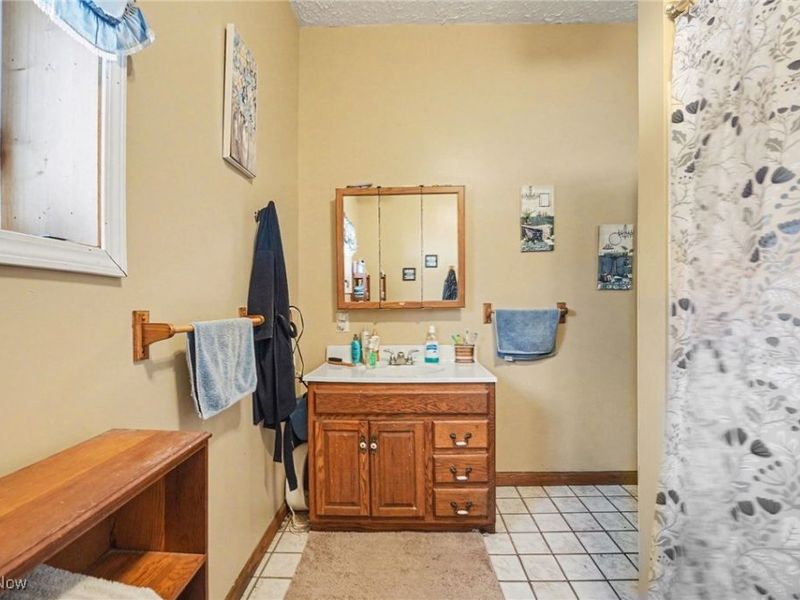 436 Keefus Road, Conneaut, OH 44030 Photo 11