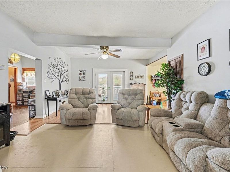 436 Keefus Road, Conneaut, OH 44030 Photo 8