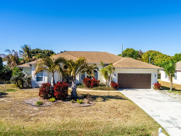 3210 SE Otis Lane, Port Saint Lucie, FL 34984