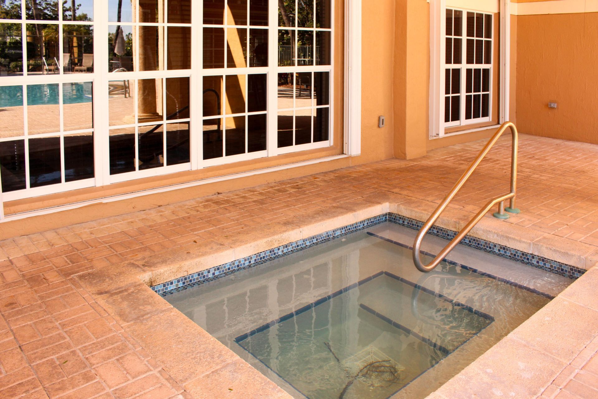 1000 Scotia Drive, Unit 304, Hypoluxo, FL 33462 Photo