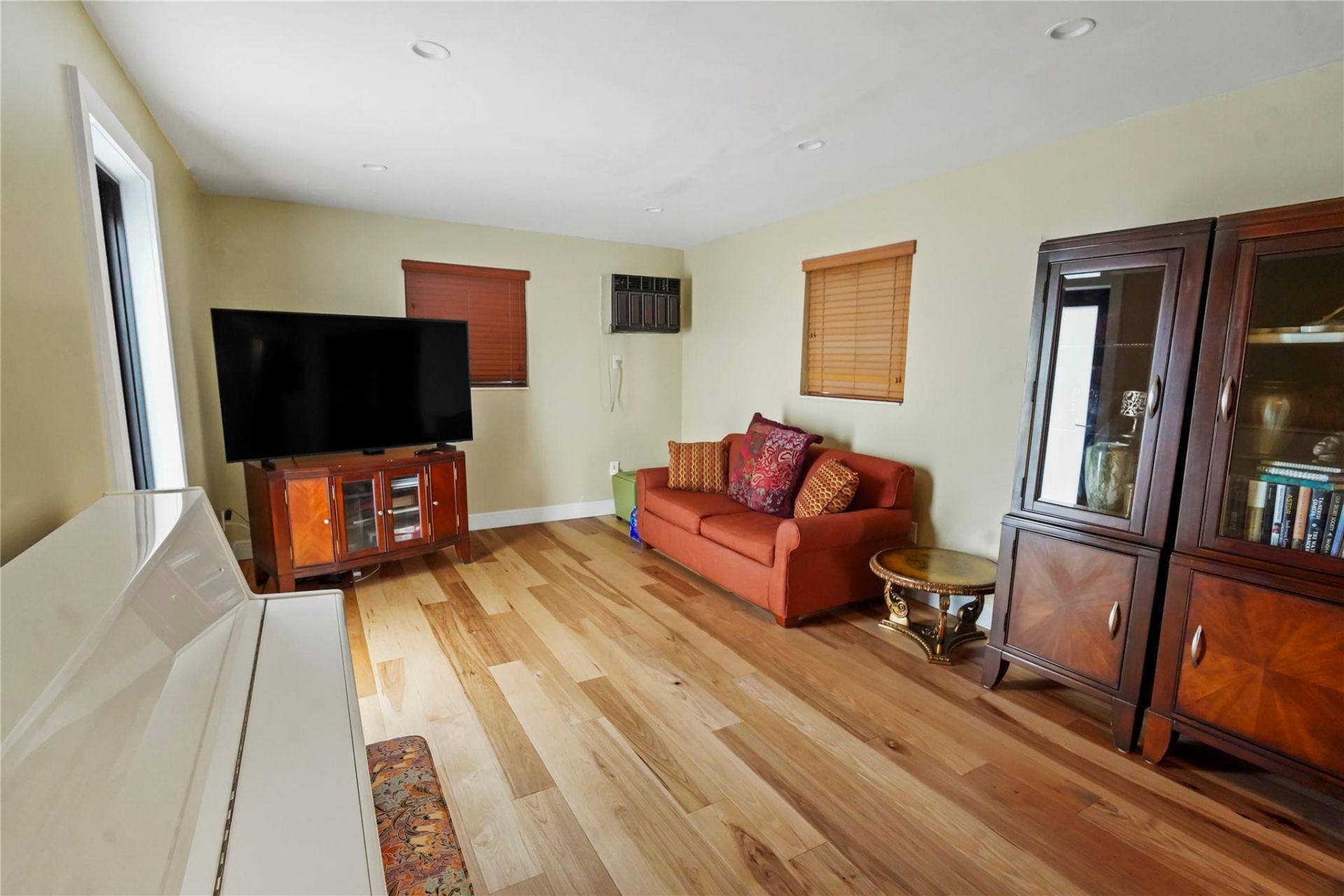 3155 NW 81st Terrace, Miami, FL 33147 Photo