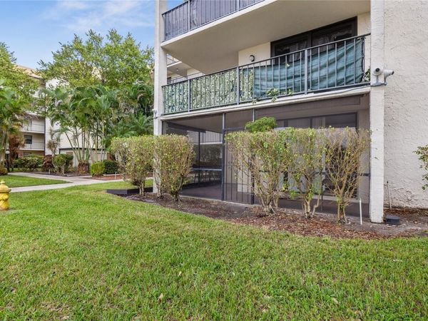 6190 Woodlands Boulevard, Unit 111, Tamarac, FL 33319