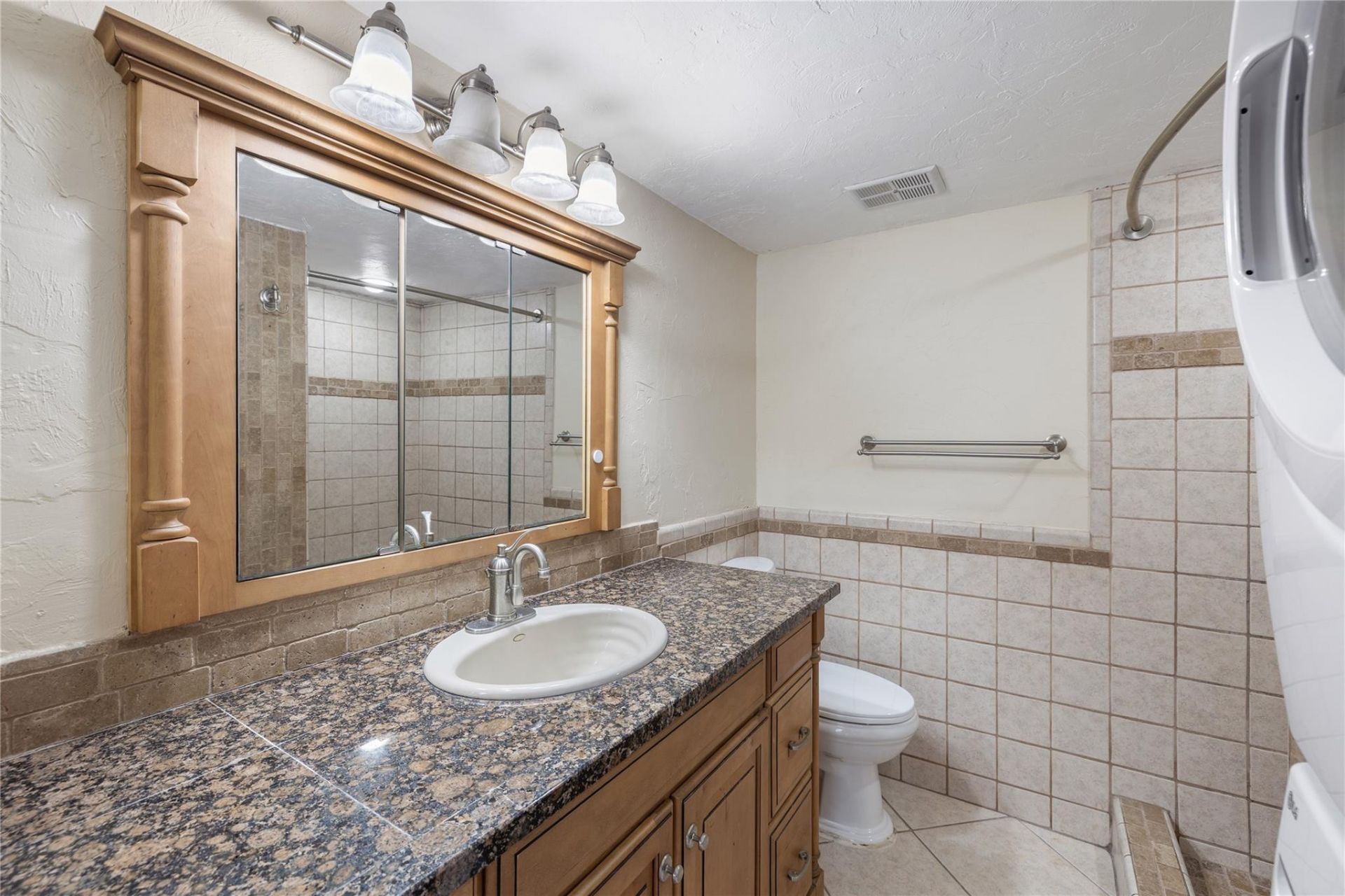 6190 Woodlands Boulevard, Unit 111, Tamarac, FL 33319 Photo