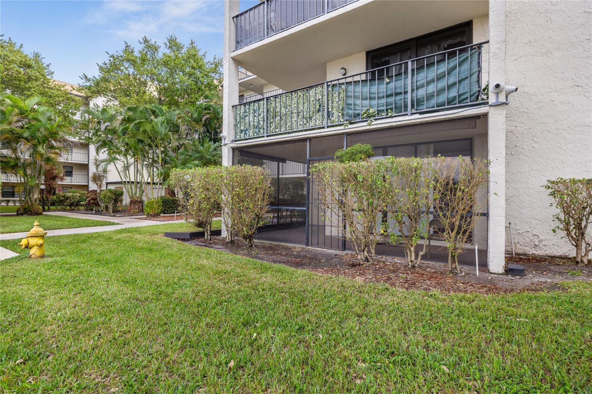 6190 Woodlands Boulevard, Unit 111, Tamarac, FL 33319 Photo