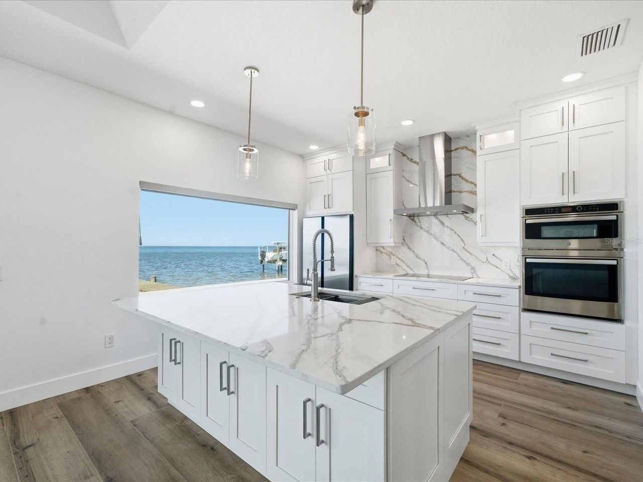 1909 Gulfview Drive, Holiday, FL 34691 Photo