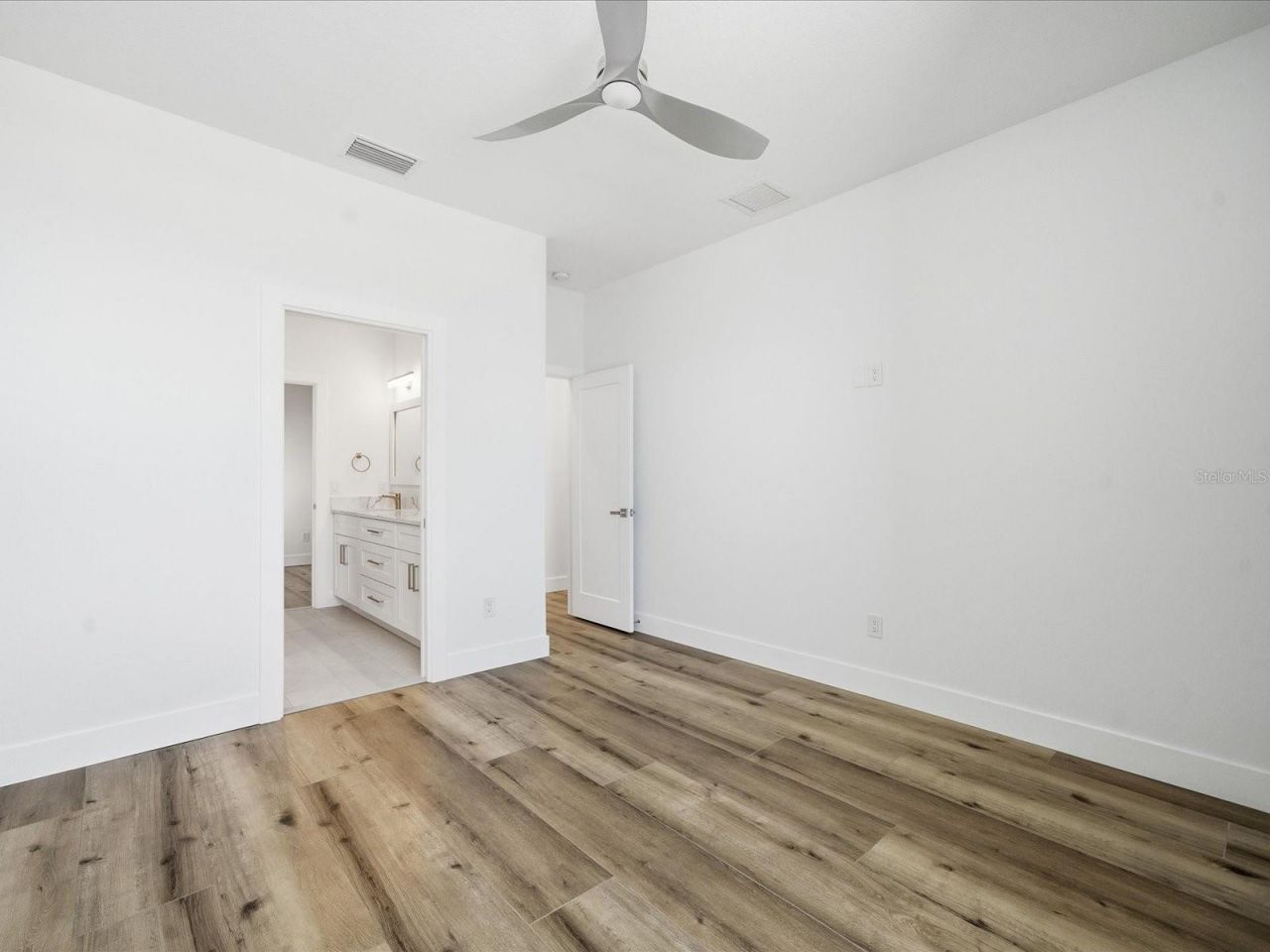 1909 Gulfview Drive, Holiday, FL 34691 Photo