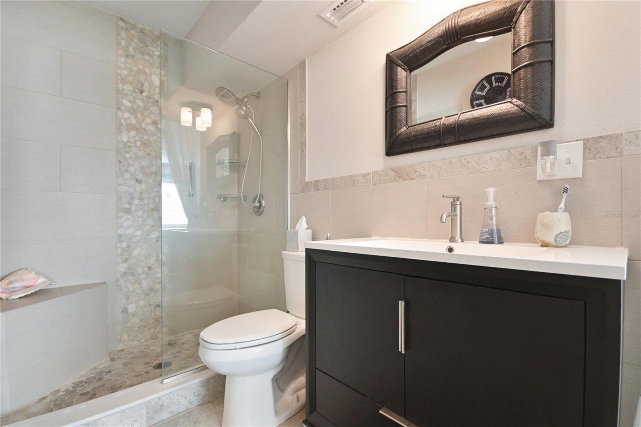 325 N Causeway, Unit 1020, New Smyrna Beach, FL 32169 Photo