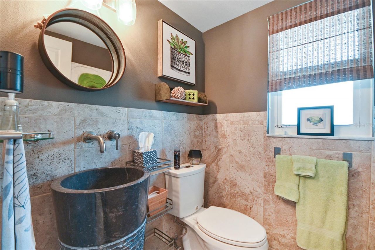 325 N Causeway, Unit 1020, New Smyrna Beach, FL 32169 Photo