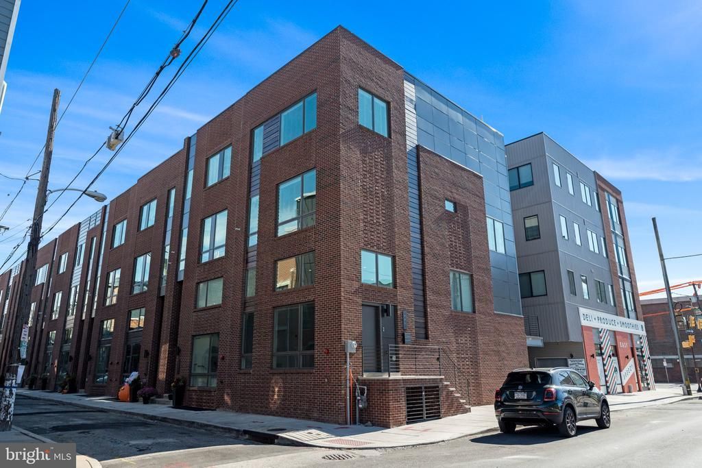 2240 League St, Philadelphia, PA 19146 Main Photo